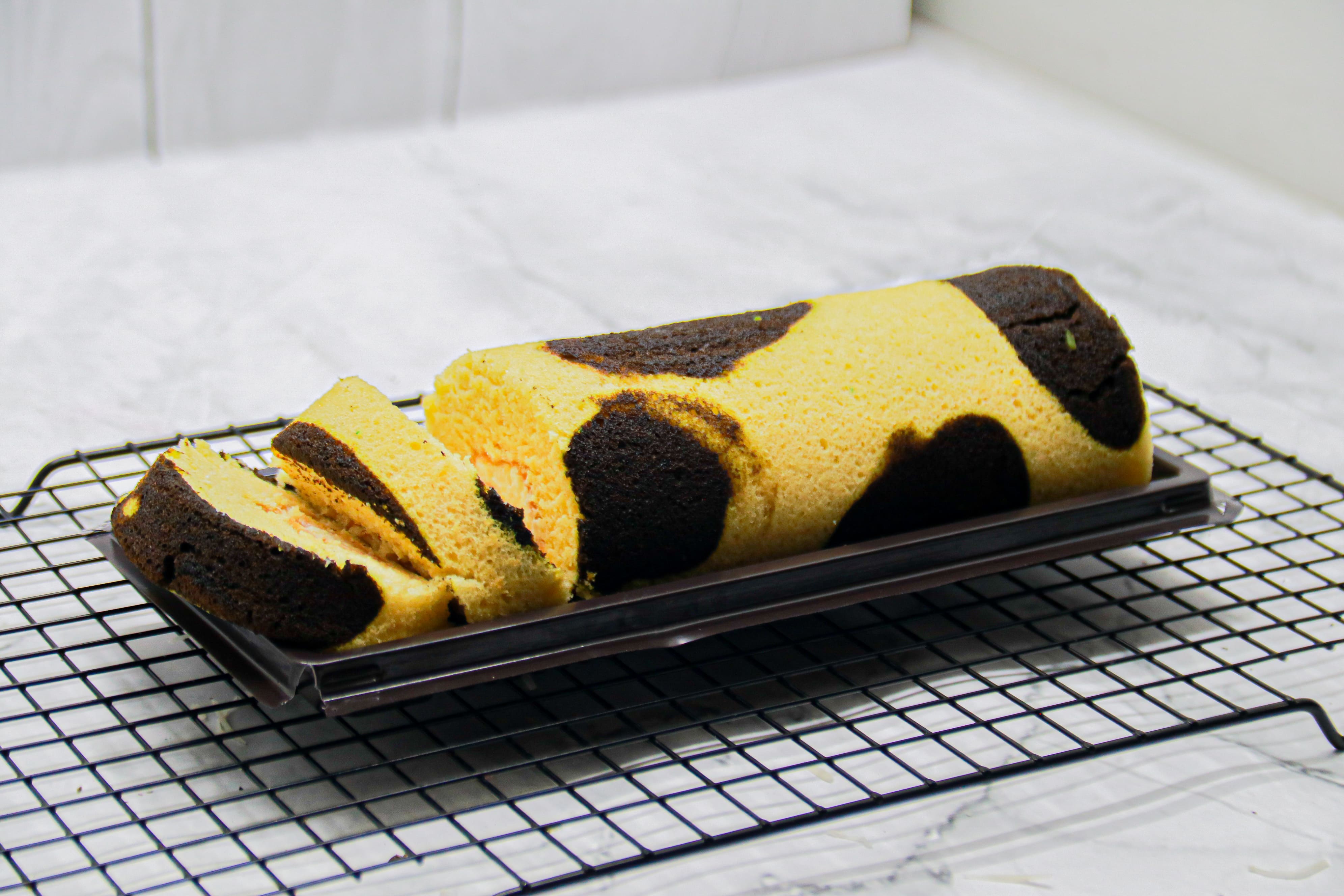 Bolu Gulung (Roll cake) Momo Cheesy